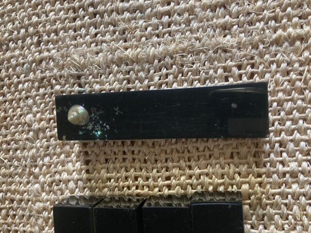 Knife doors in resin shells fifties