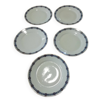 Lot de cinq assiettes porcelaine