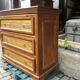 Commode en bois massif et bambou