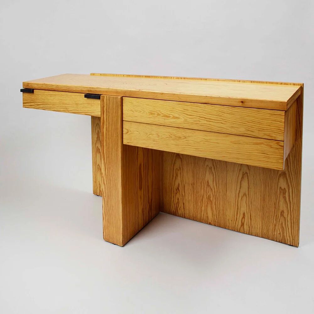 French consoles from the 1980s.
