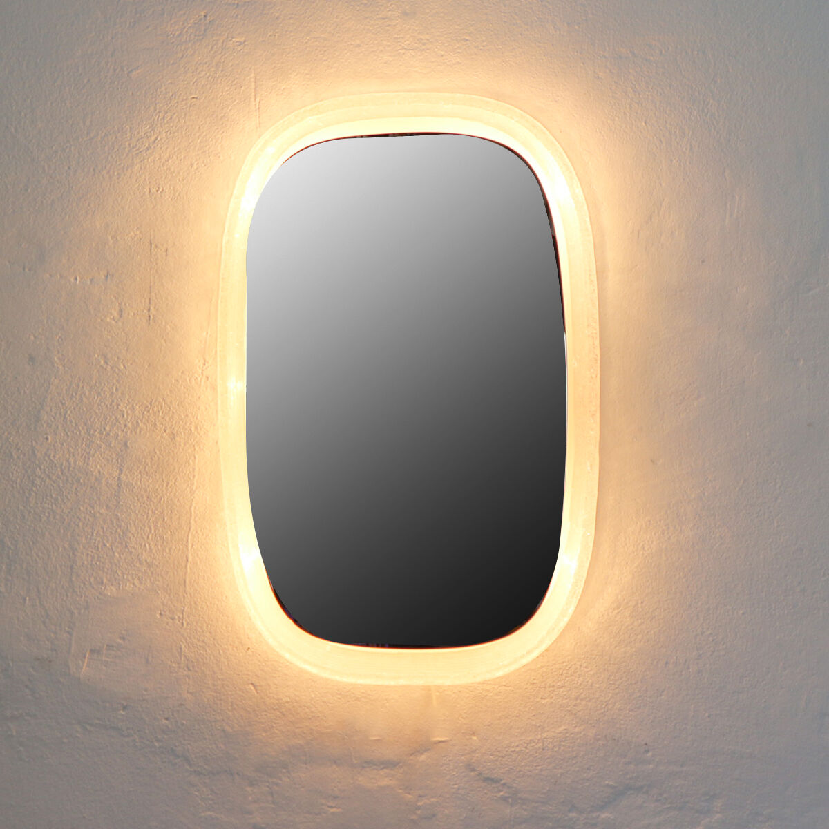 Miroir rétro éclairé 70 - 42x65cm