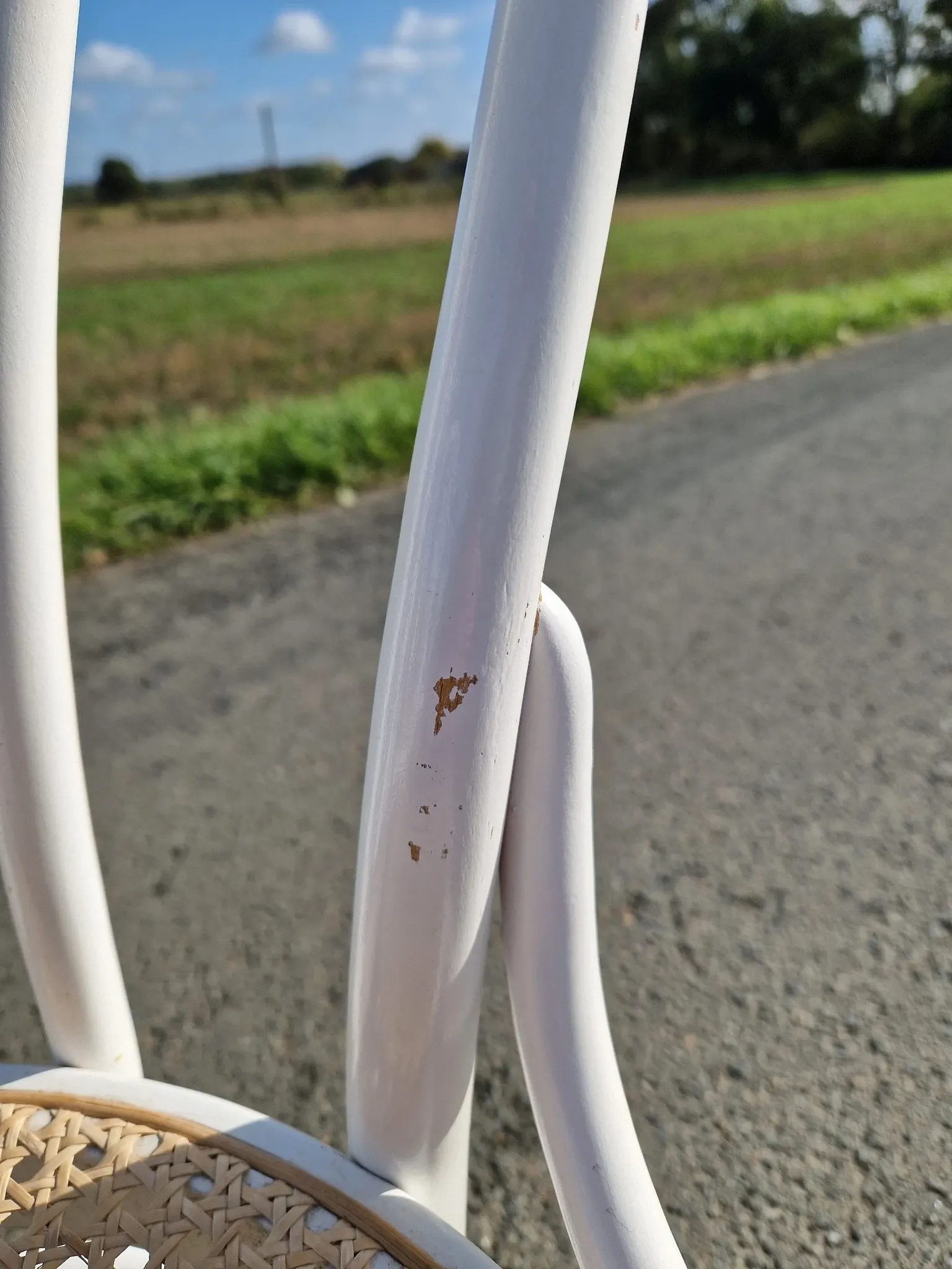 Lot de 4 chaises en bois tournés et cannage 