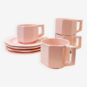 Ensemble de 4 tasses et 4 soucoupes roses