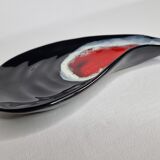 Two shell pockets in glazed ceramic