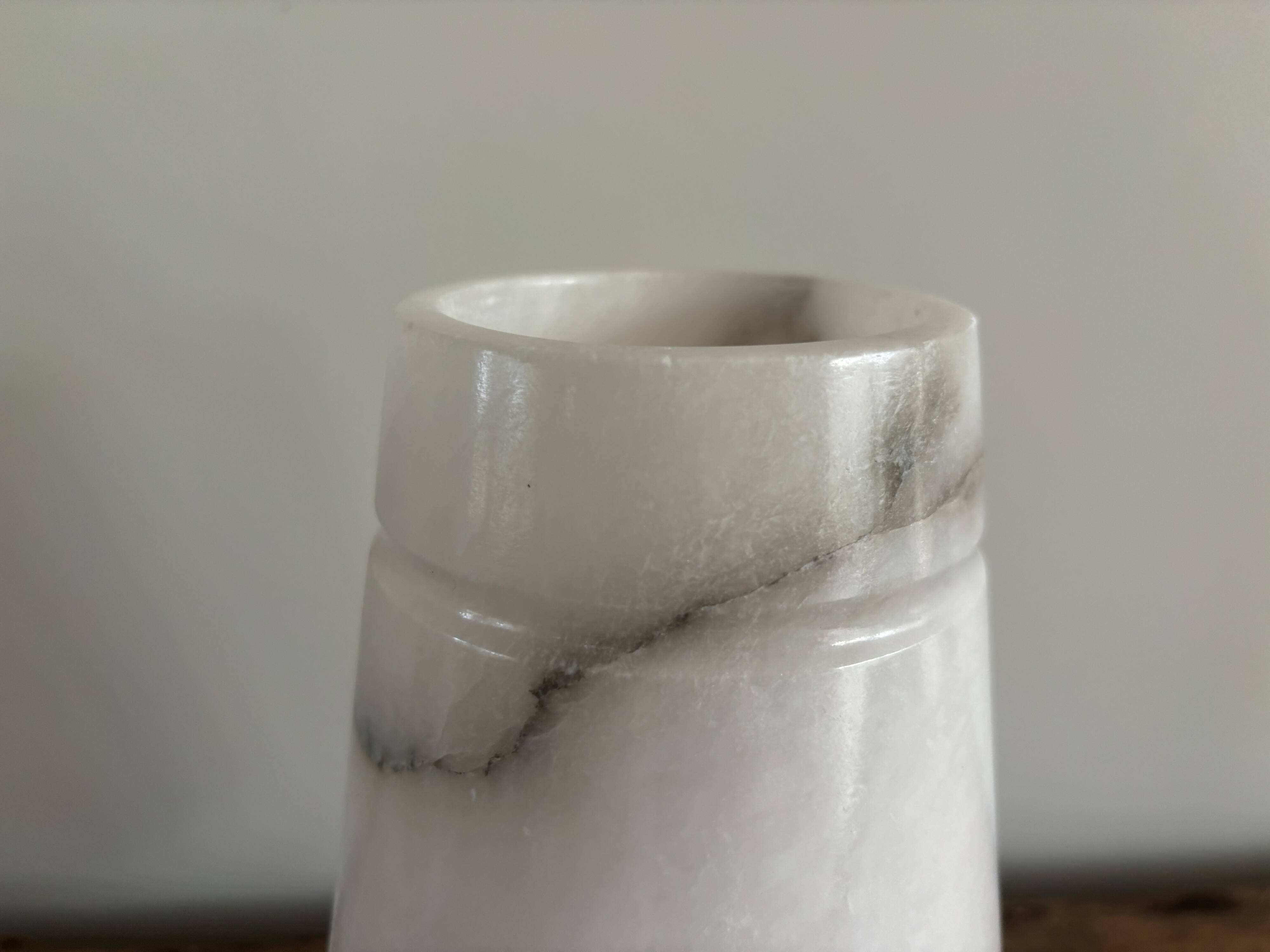 Vintage table lamp alabaster lamp, Italy 1960 minimalist