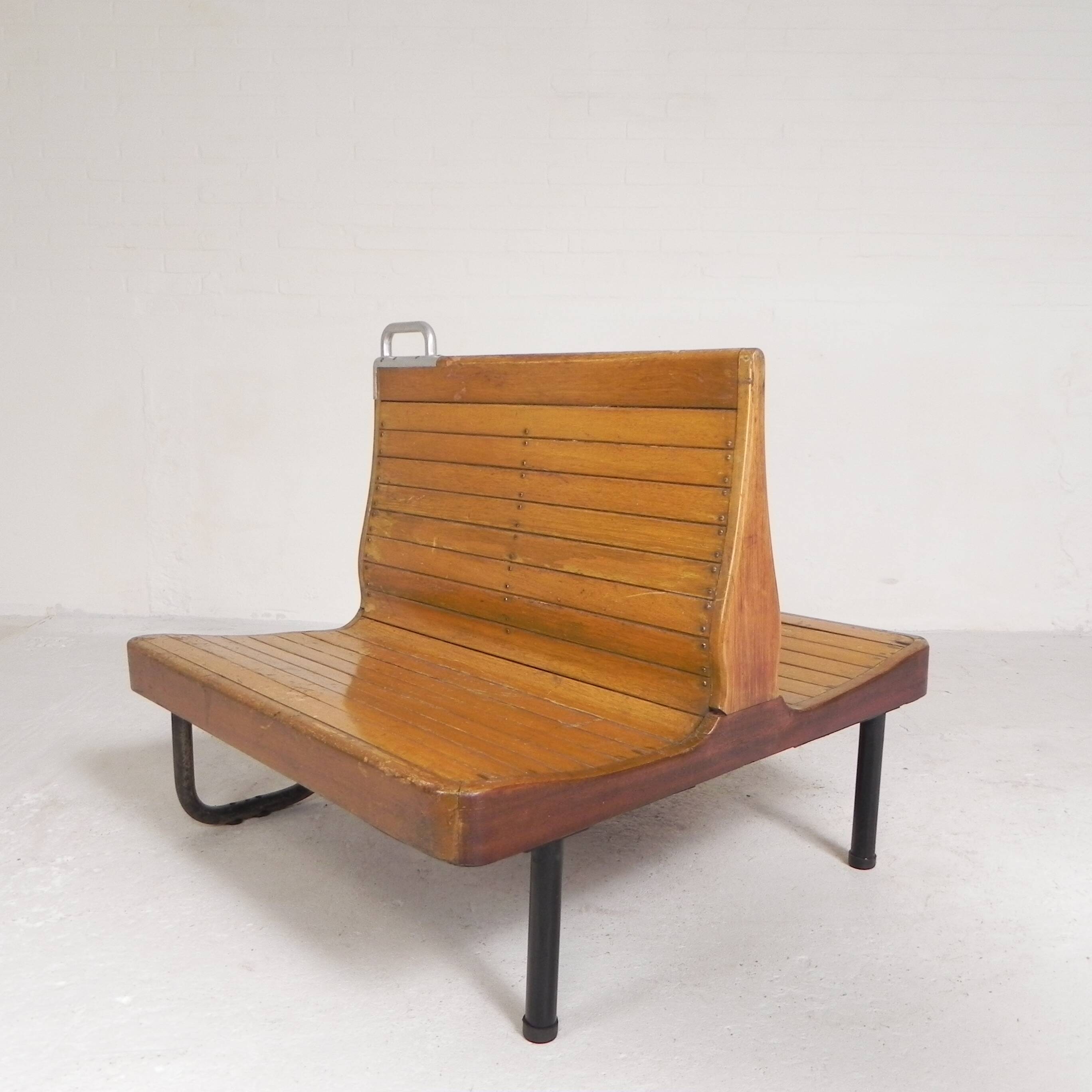 Banc de train en teck double face, années 1930