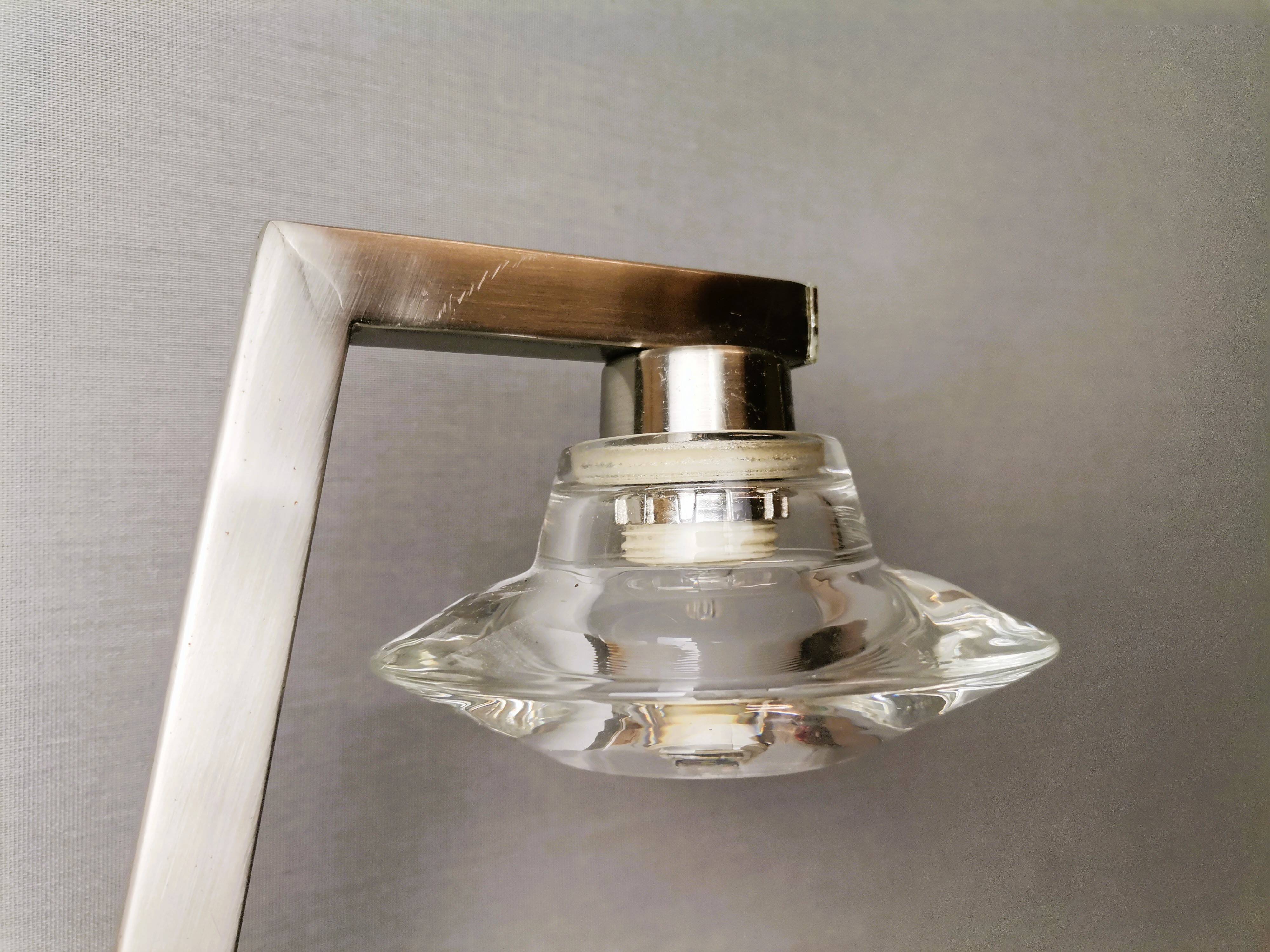 Chromed metal halogen dimmer desk lamp