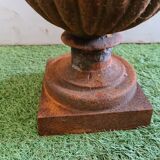 vase médicis en fonte