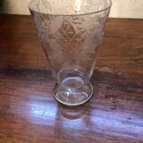 Vase en cristal taillé