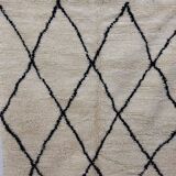 Azilal Berber rug in handmade wool 250 X 157 CM