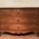 Commode a façade galbée de style Provençal XX siècle