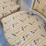 Série de 4 chaises de style Louis XVI ancienne
