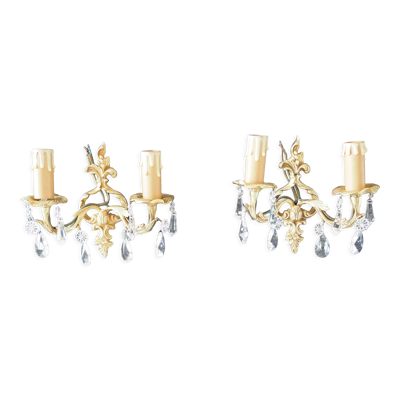 Paire d’appliques en bronze doré et pampilles en cristal