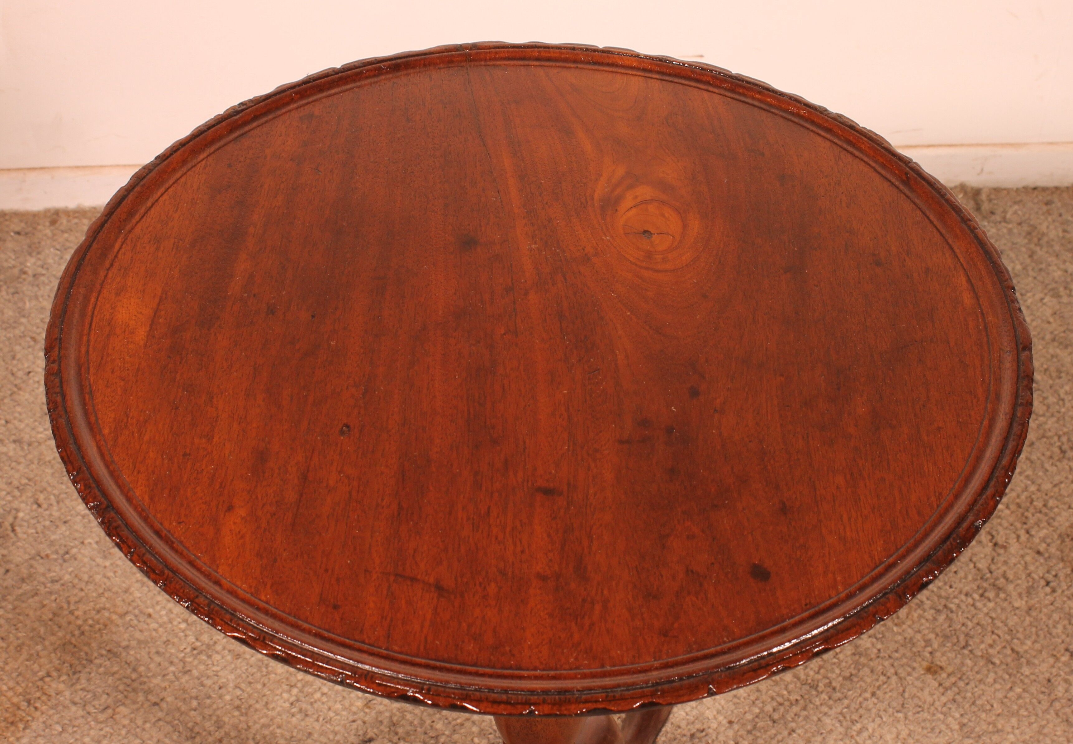 Guéridon dit tea table en acajou -18° siècle