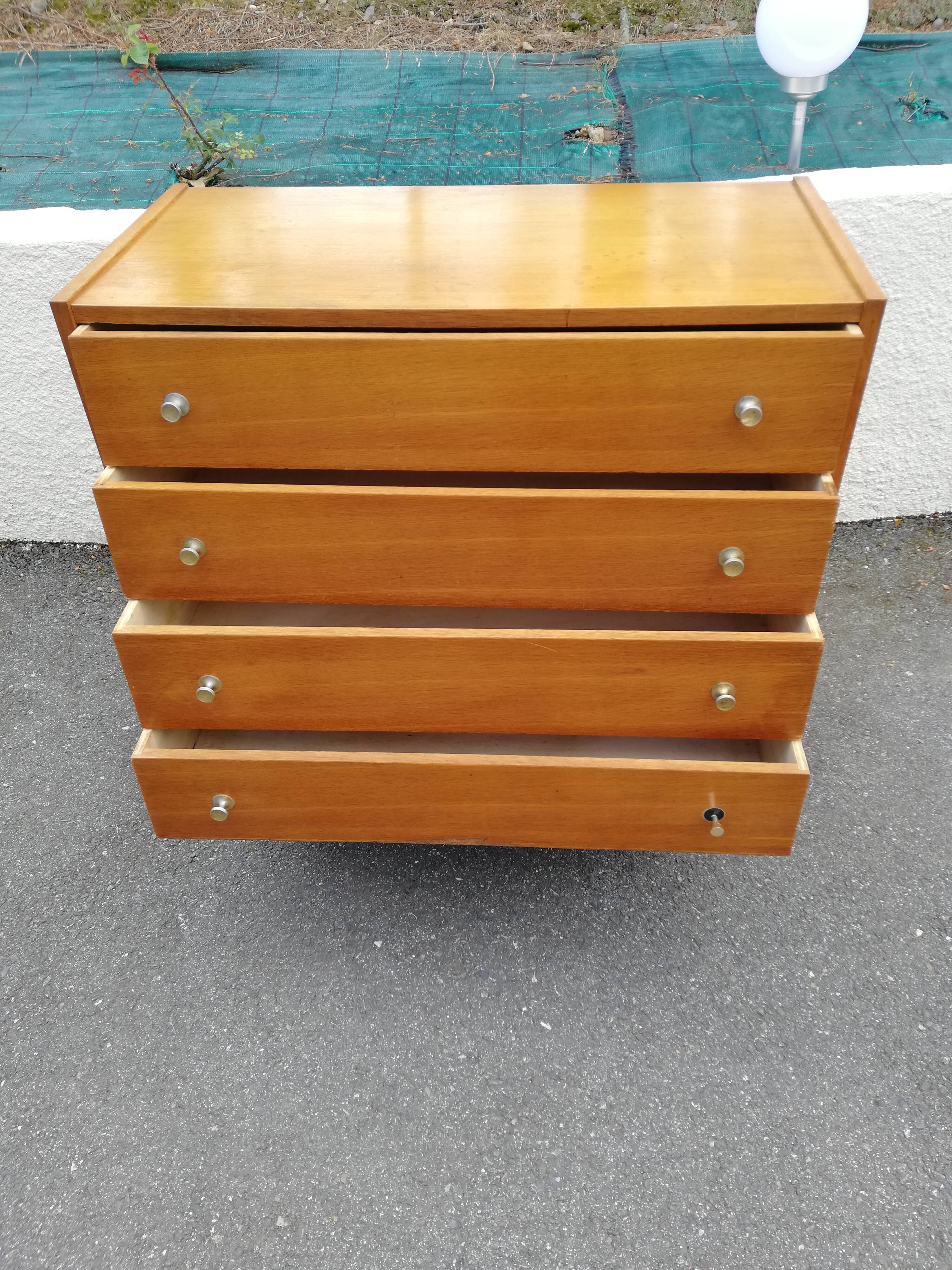 Vintage chest of drawers