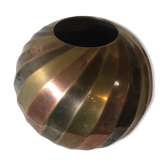 Vase rond laiton
