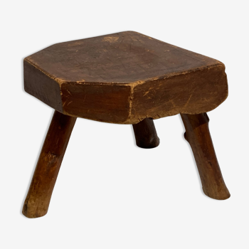 Tabouret de traite à trépied antique, france