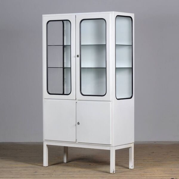 Armoire à pharmacie vintage, années 1970