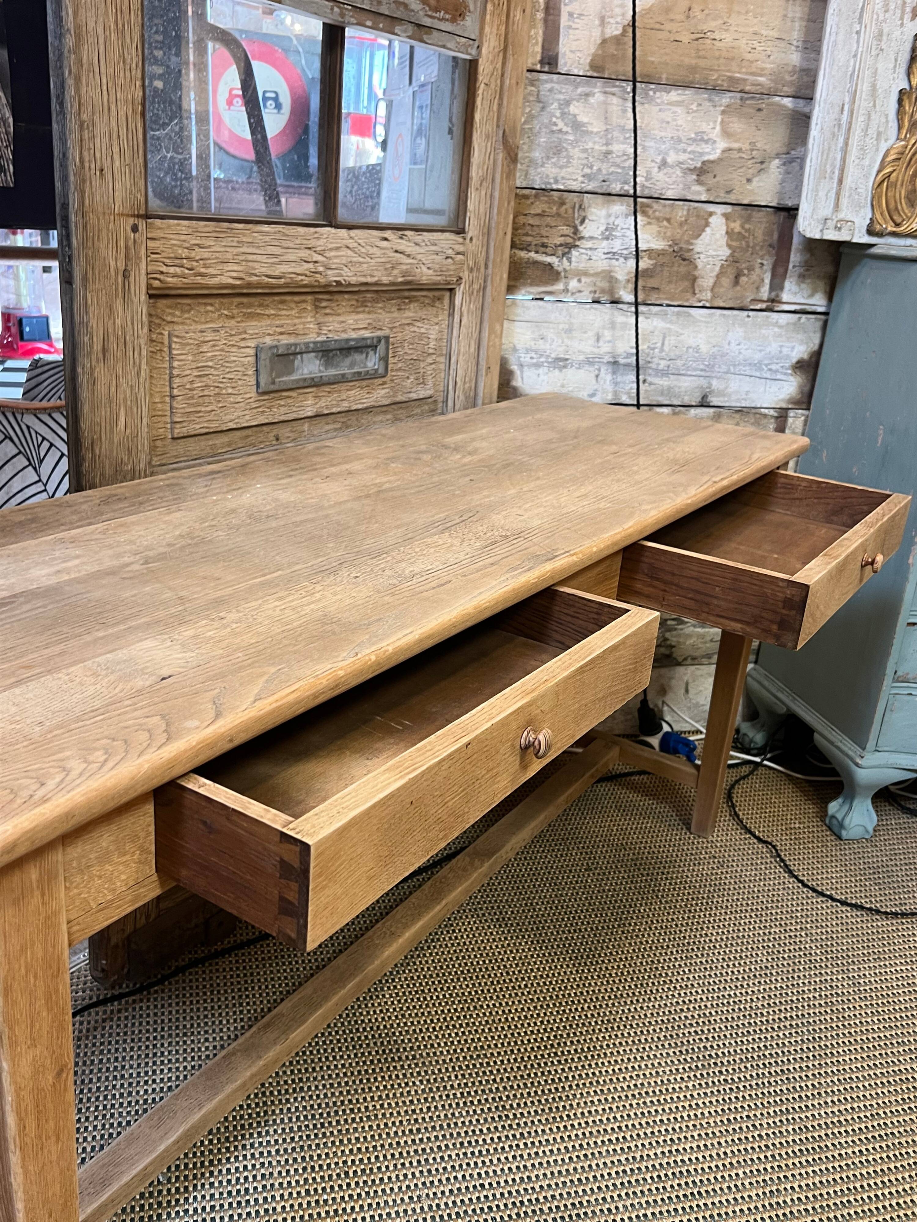 Console table de drapier en chêne brut