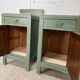 Ensemble de 2 tables de chevet vintage vert menthe avec plateau en marbre