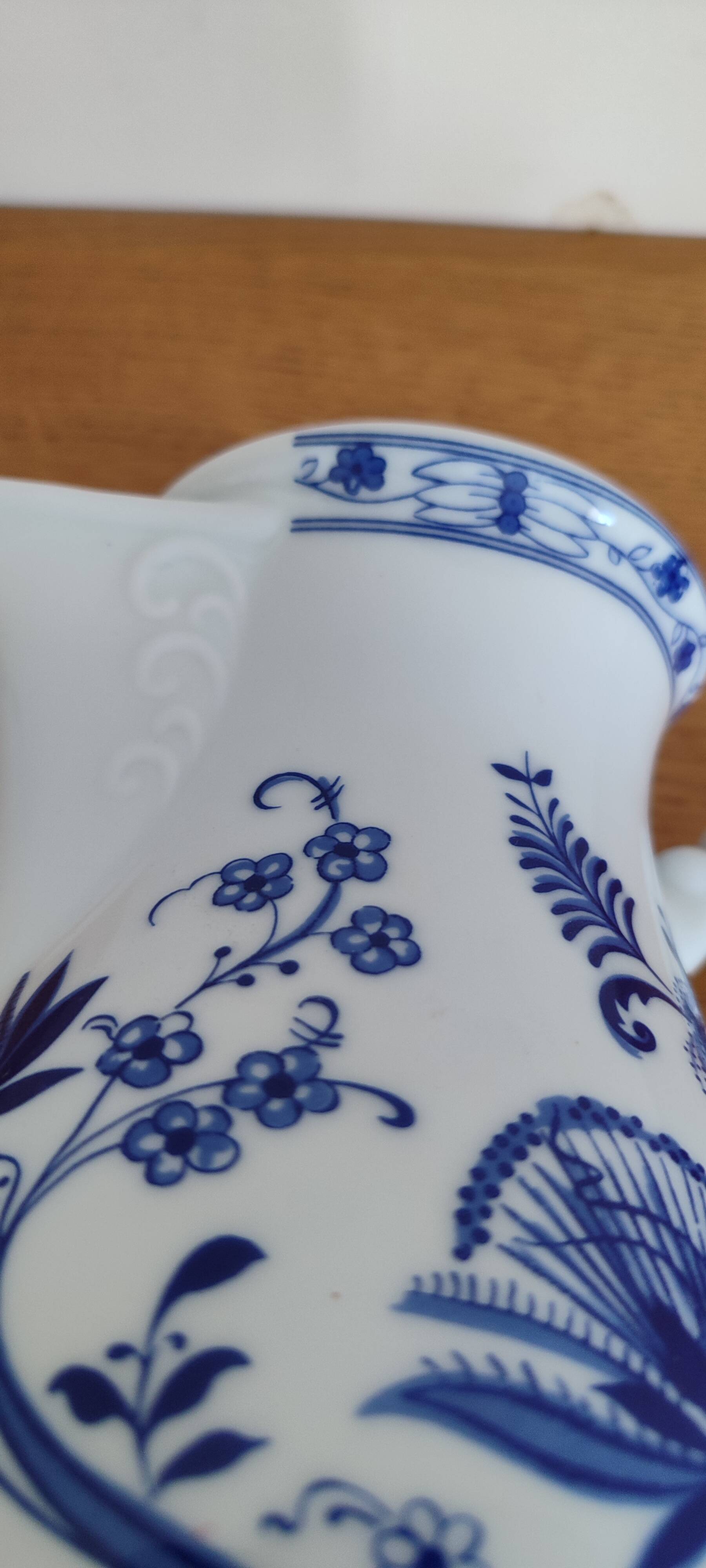 Pichet porcelaine