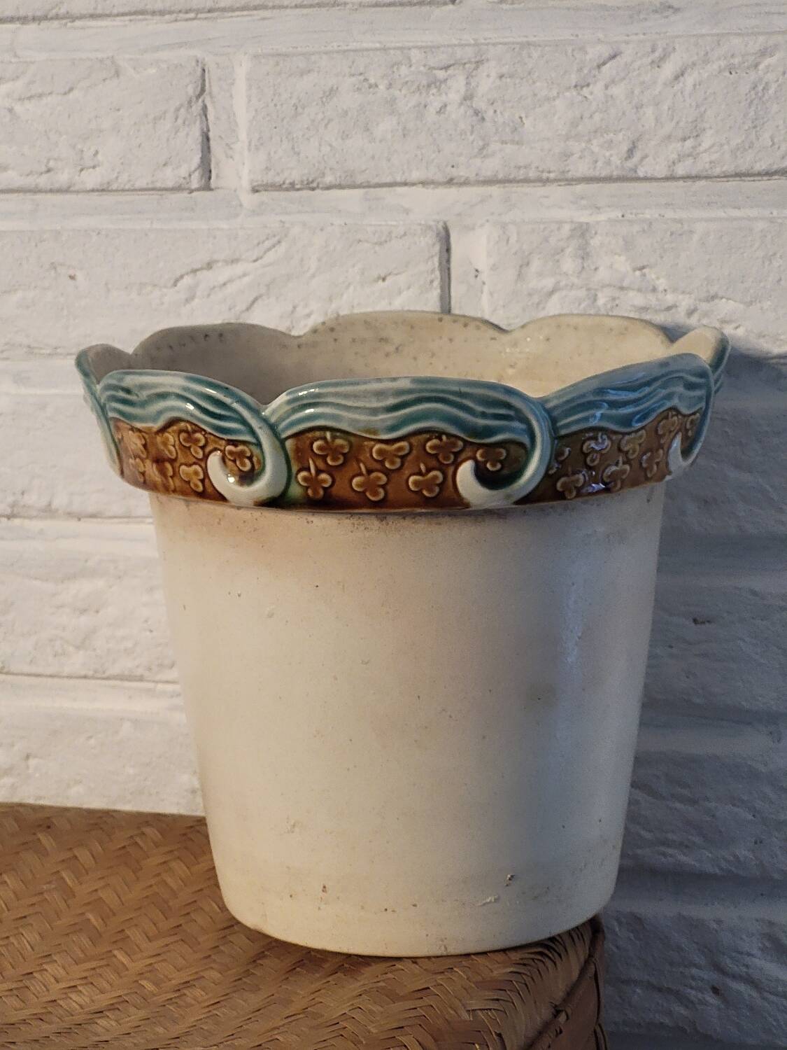 Vintage slip planter