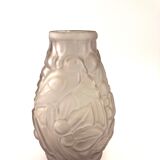 Art Deco vase in pink pressed glass with bird decoration