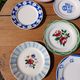 10 assiettes à dessert anciennes dépareillées 