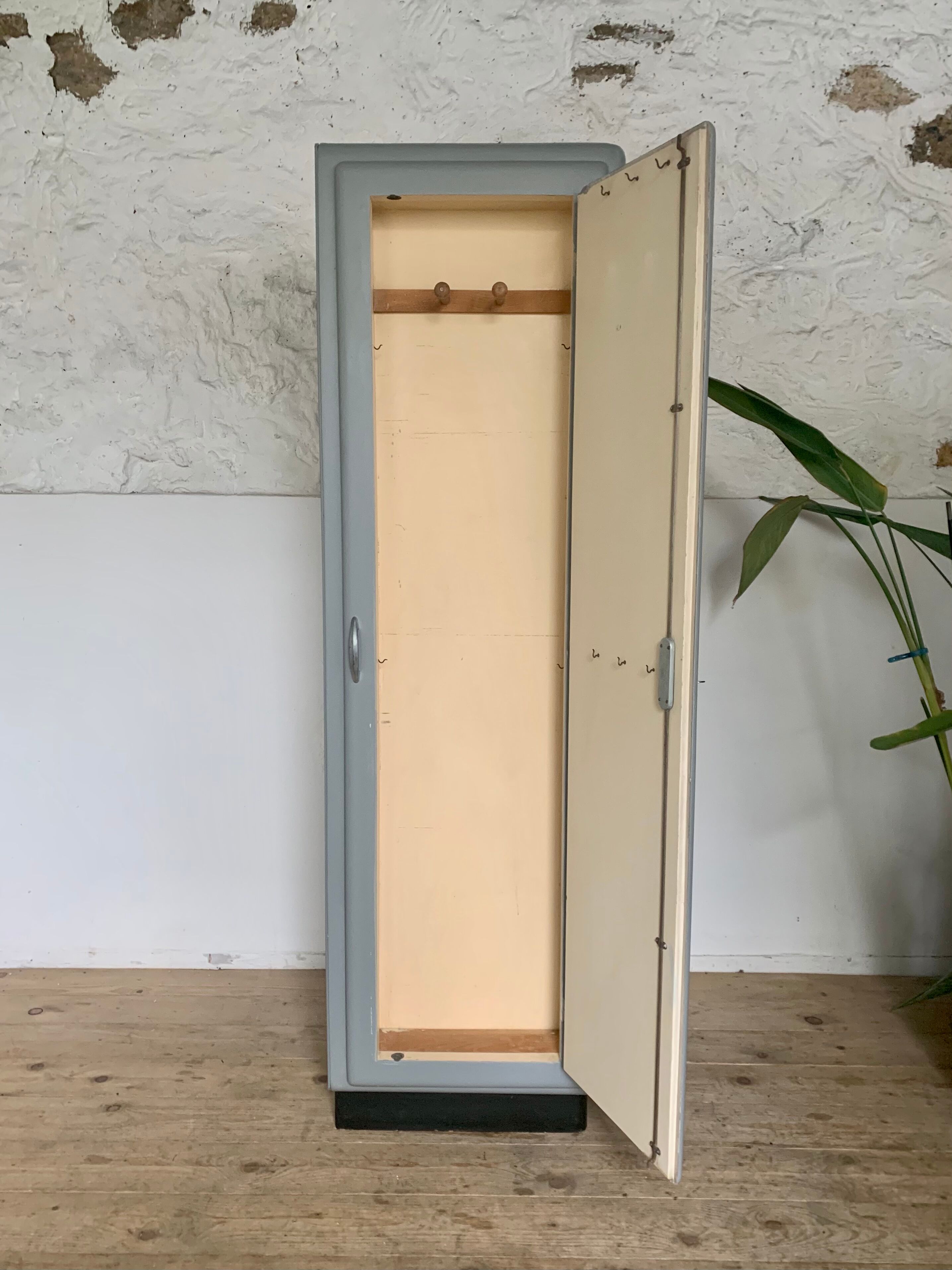 Vintage parisian wardrobe
