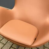 2x Fritz Hansen Egg chair by Arne Jacobsen in Cognac leather, new condition!