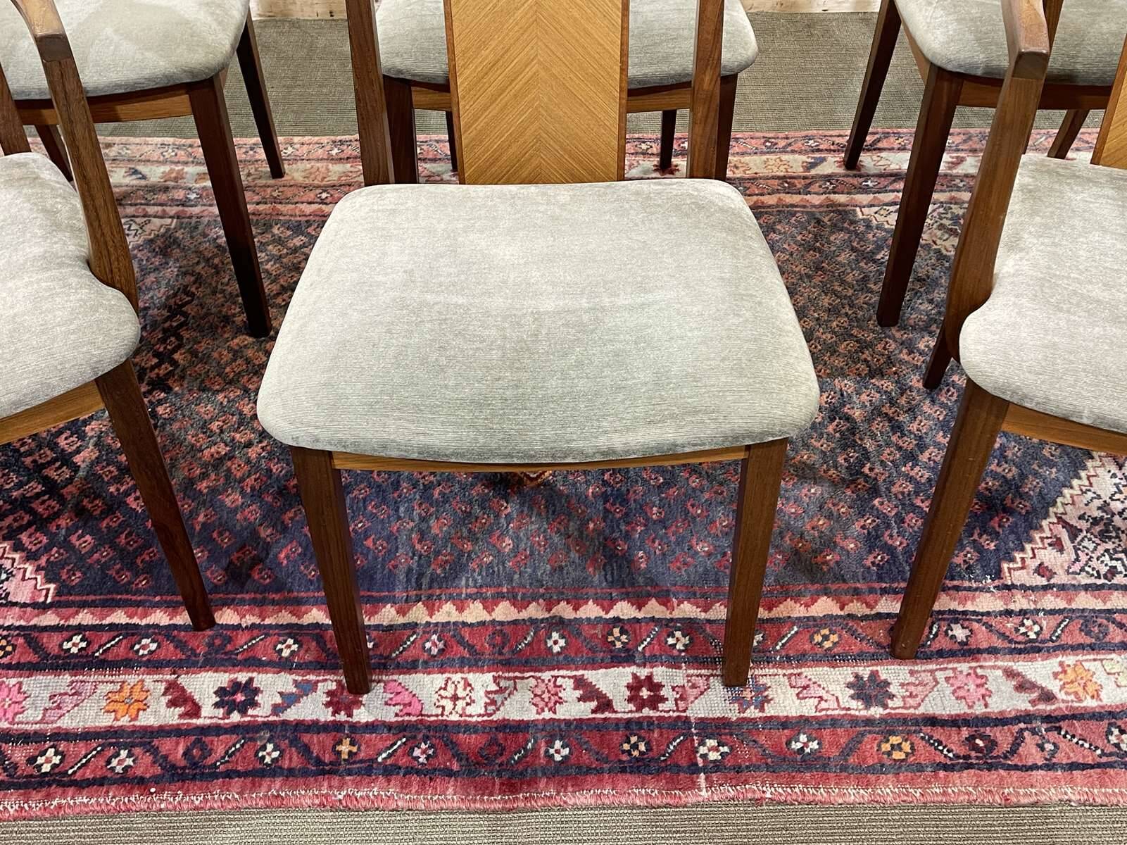 Set of 4 chairs and 2 armchairs by GPlan in teak from the 1970s