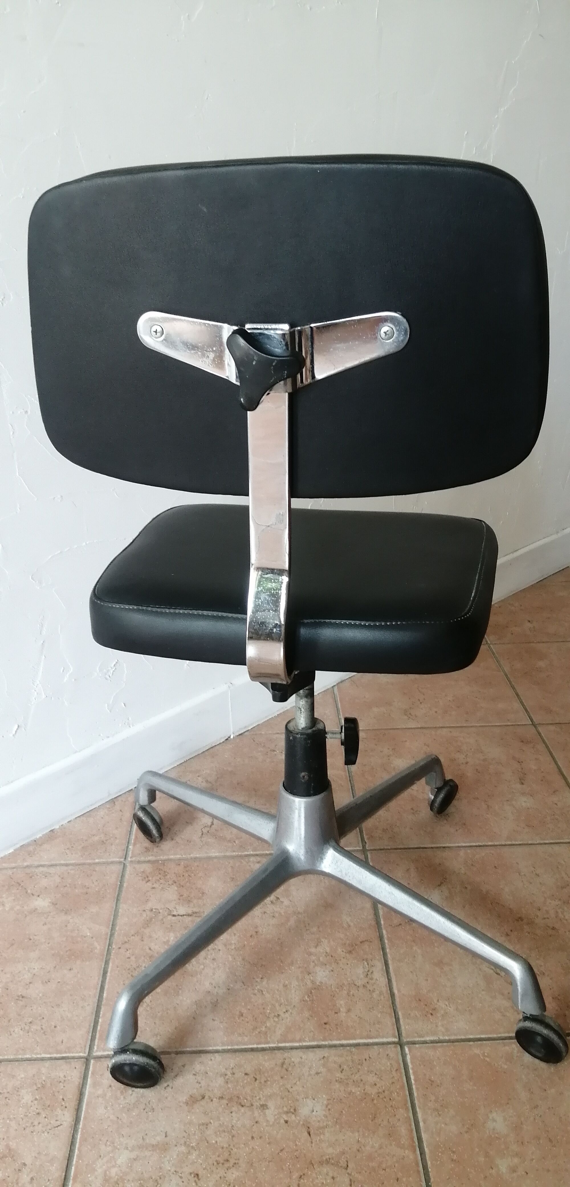 Fauteuil de bureau industriel vintage en skai