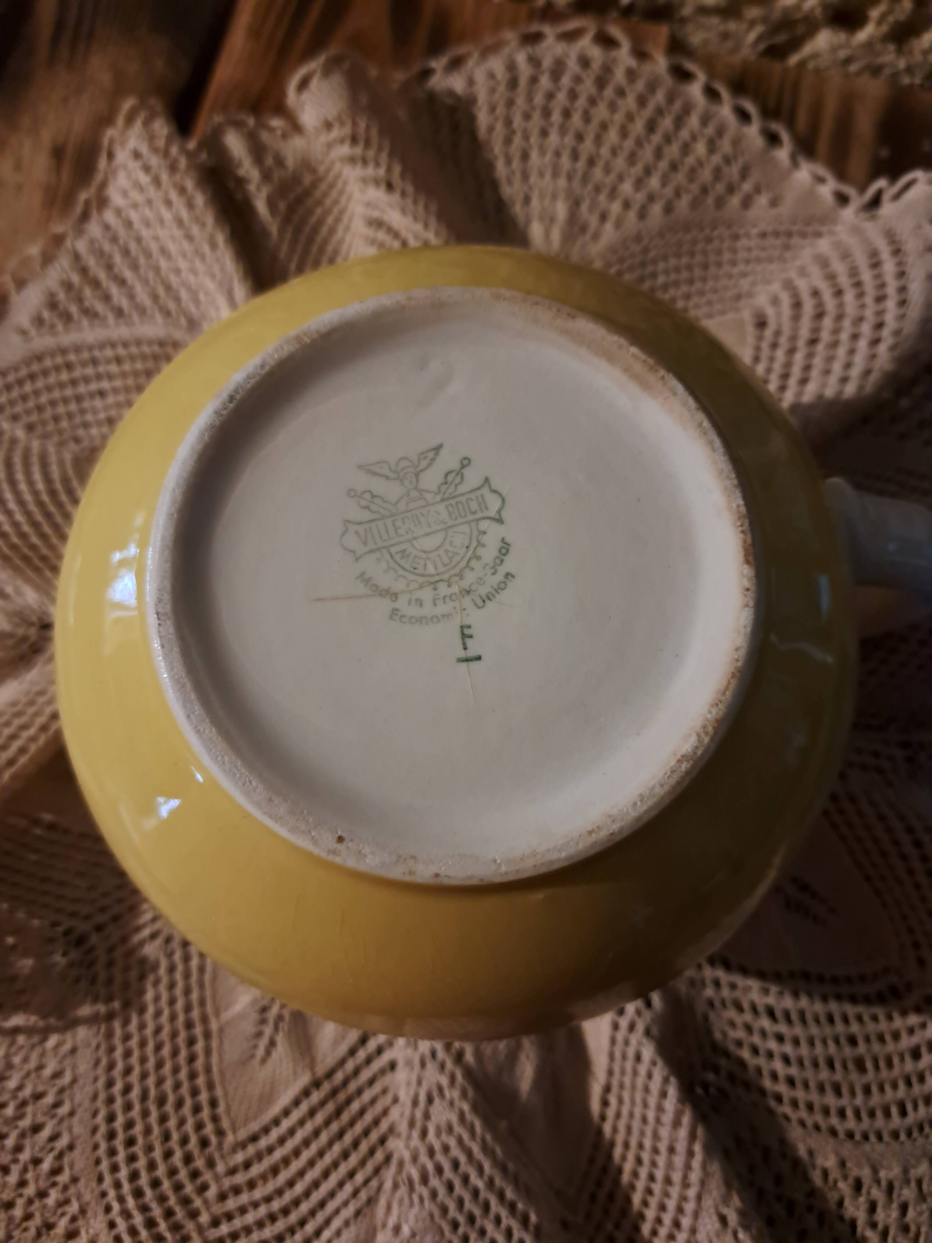 Grand pot à lait crémier Villeroy et Boch jaune