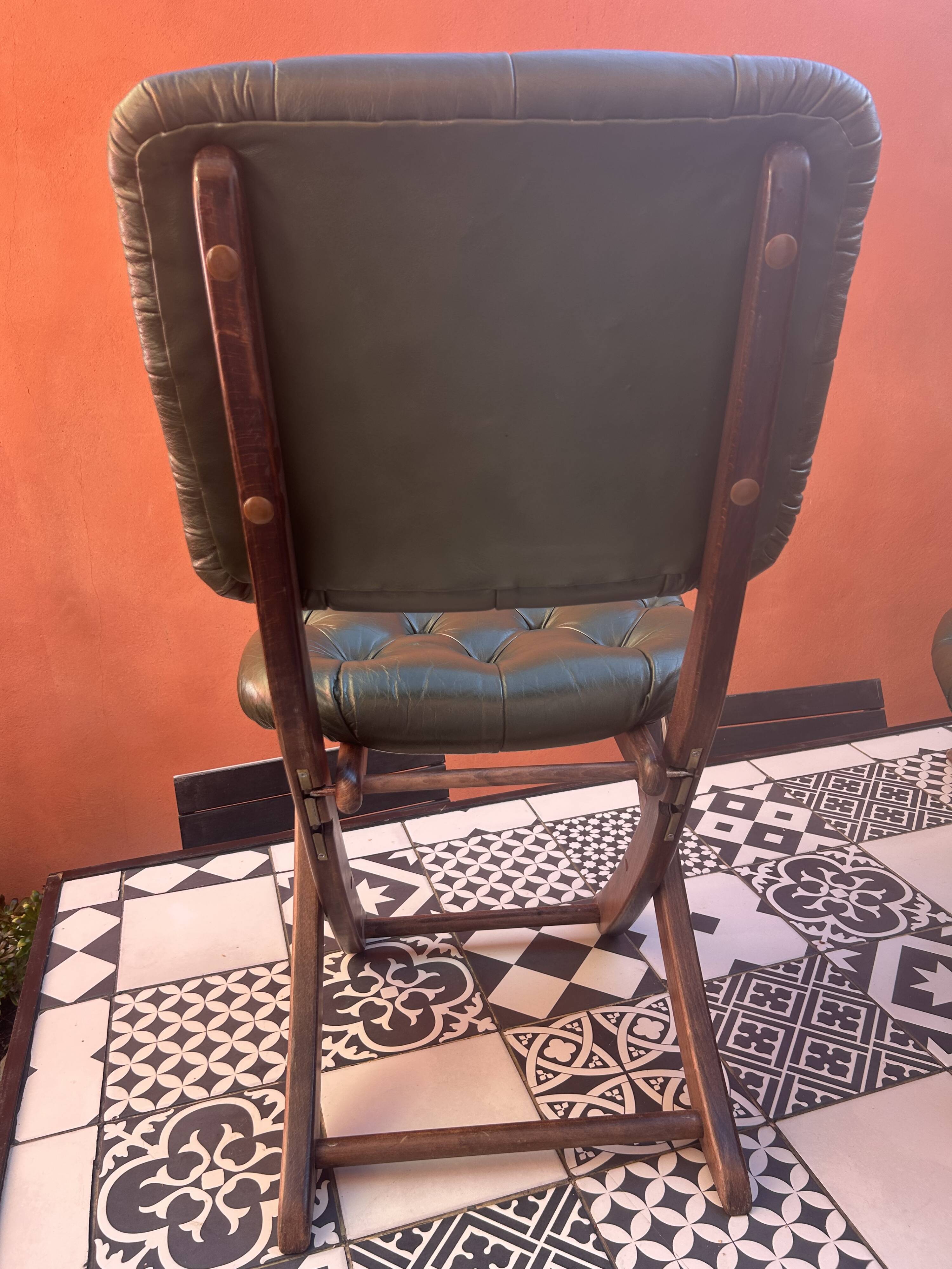 Chairs and stool