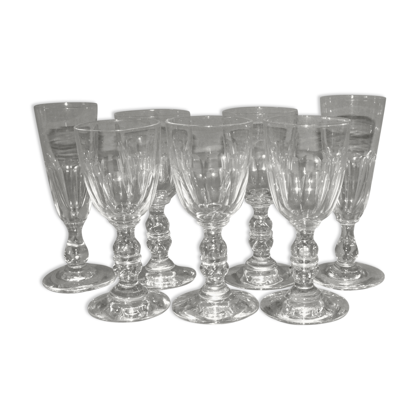7 glasses of antique crystal liqueur cellar with facets