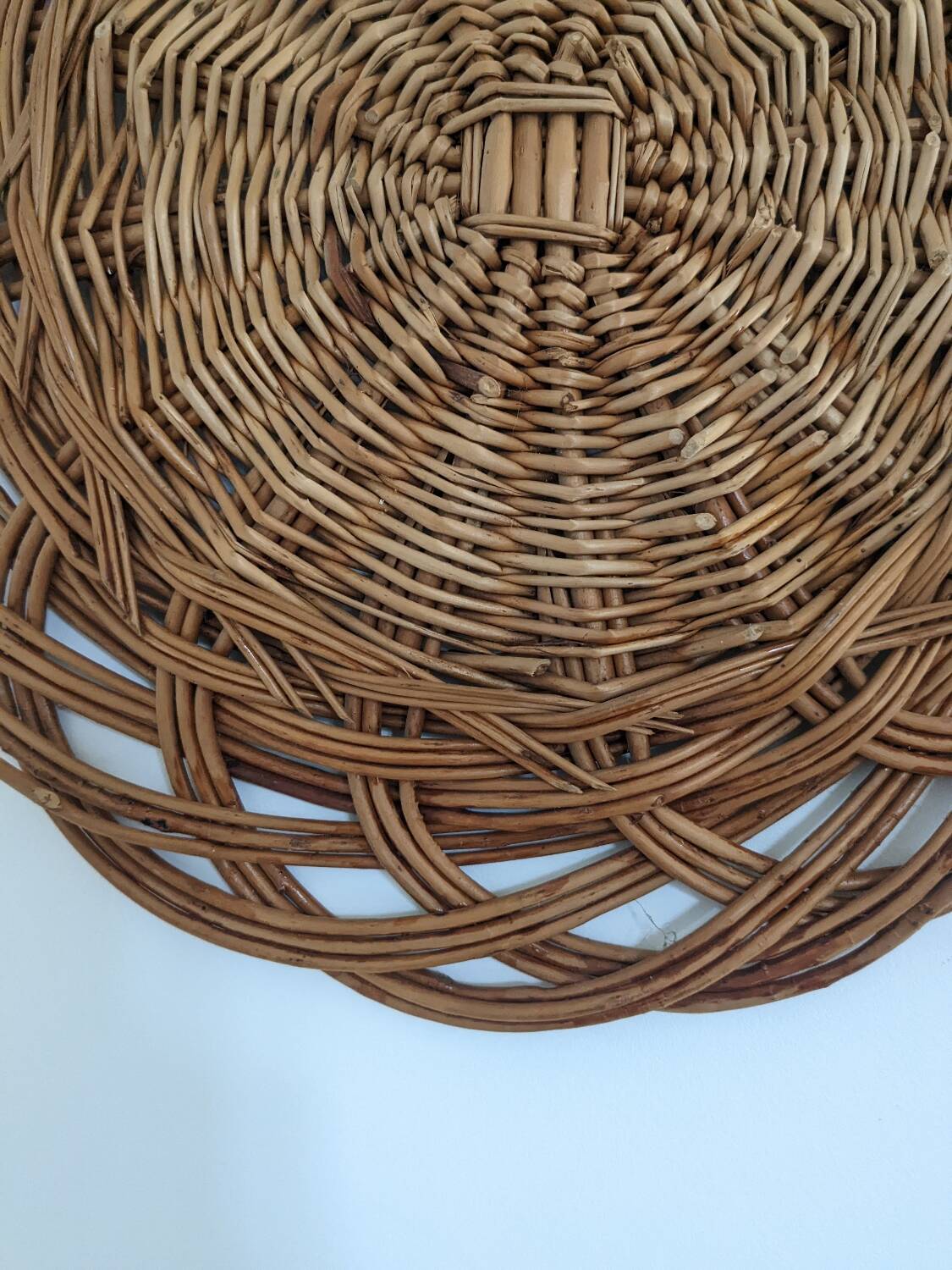 Wicker tray wall decoration