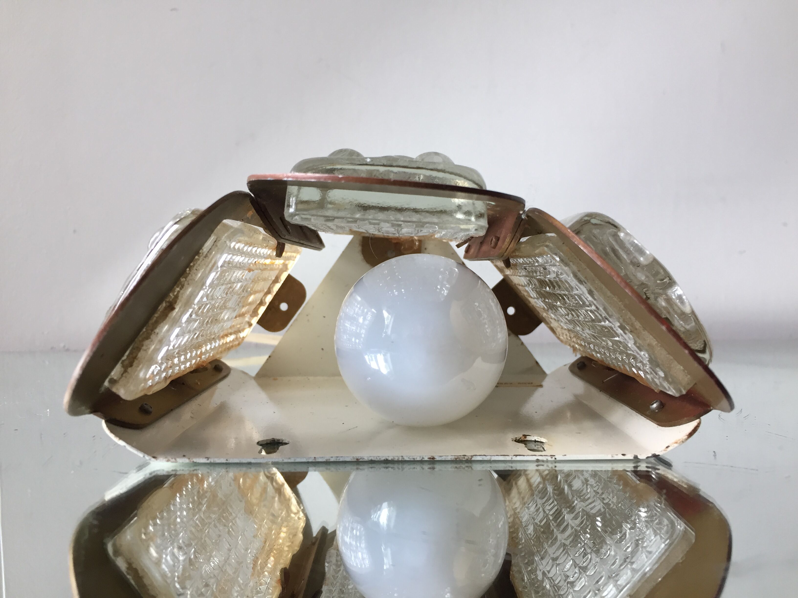 Scandinavian midcentury wall light in crystal and mat gold colored metal