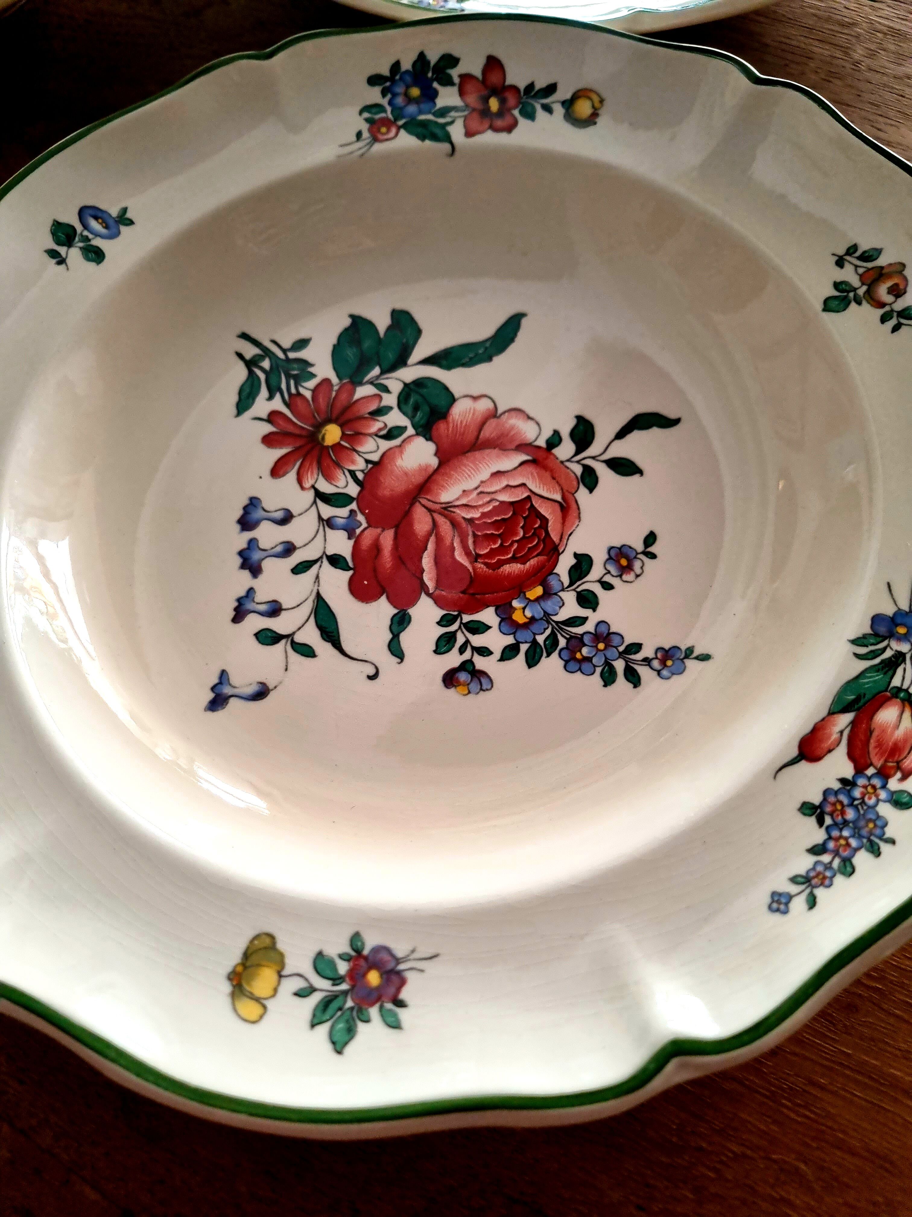 Set of 4 hollow plates Villeroy and Boch 1562