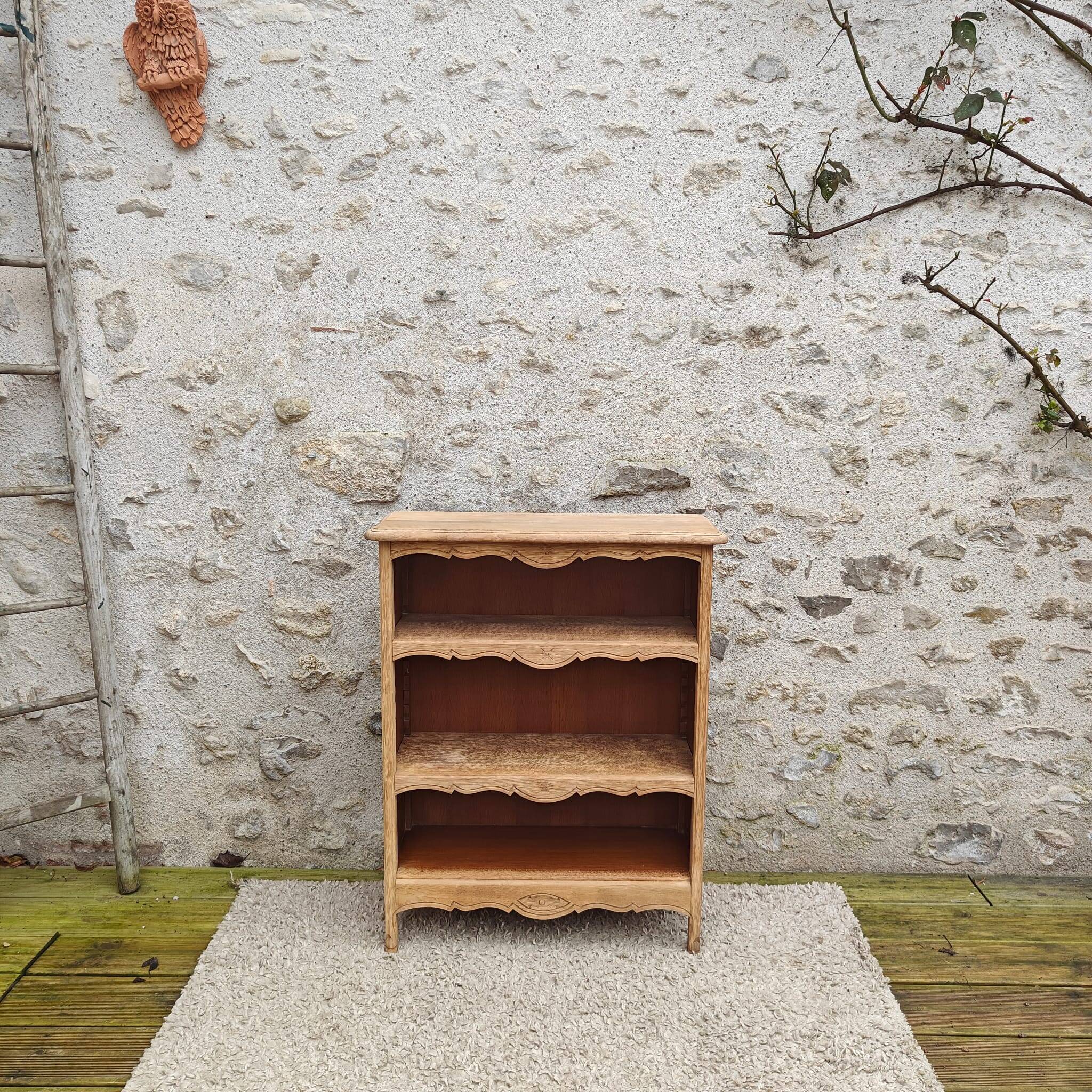 Small bookcase