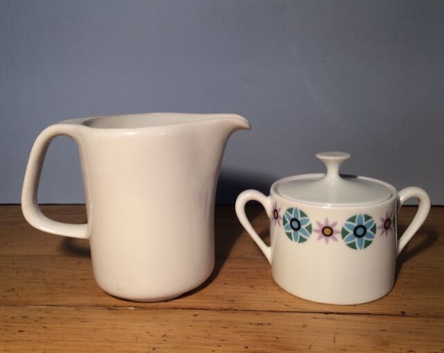 Pitcher to milk Sarreguemines