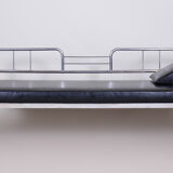 Fully Restored Bauhaus Black Leather Tubular Chrome Sofa by Robert Slezák, 1930s