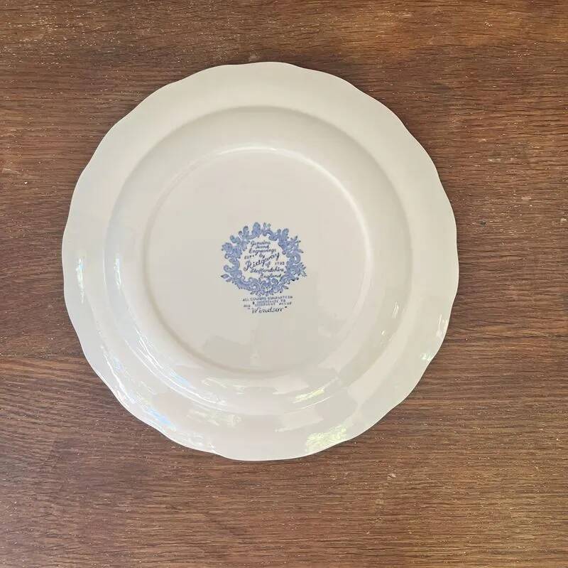 Windsor flat plates Ridgway