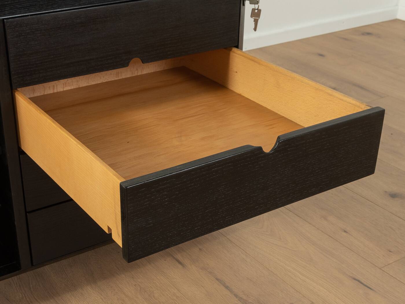 Talete dresser, Rosenthal