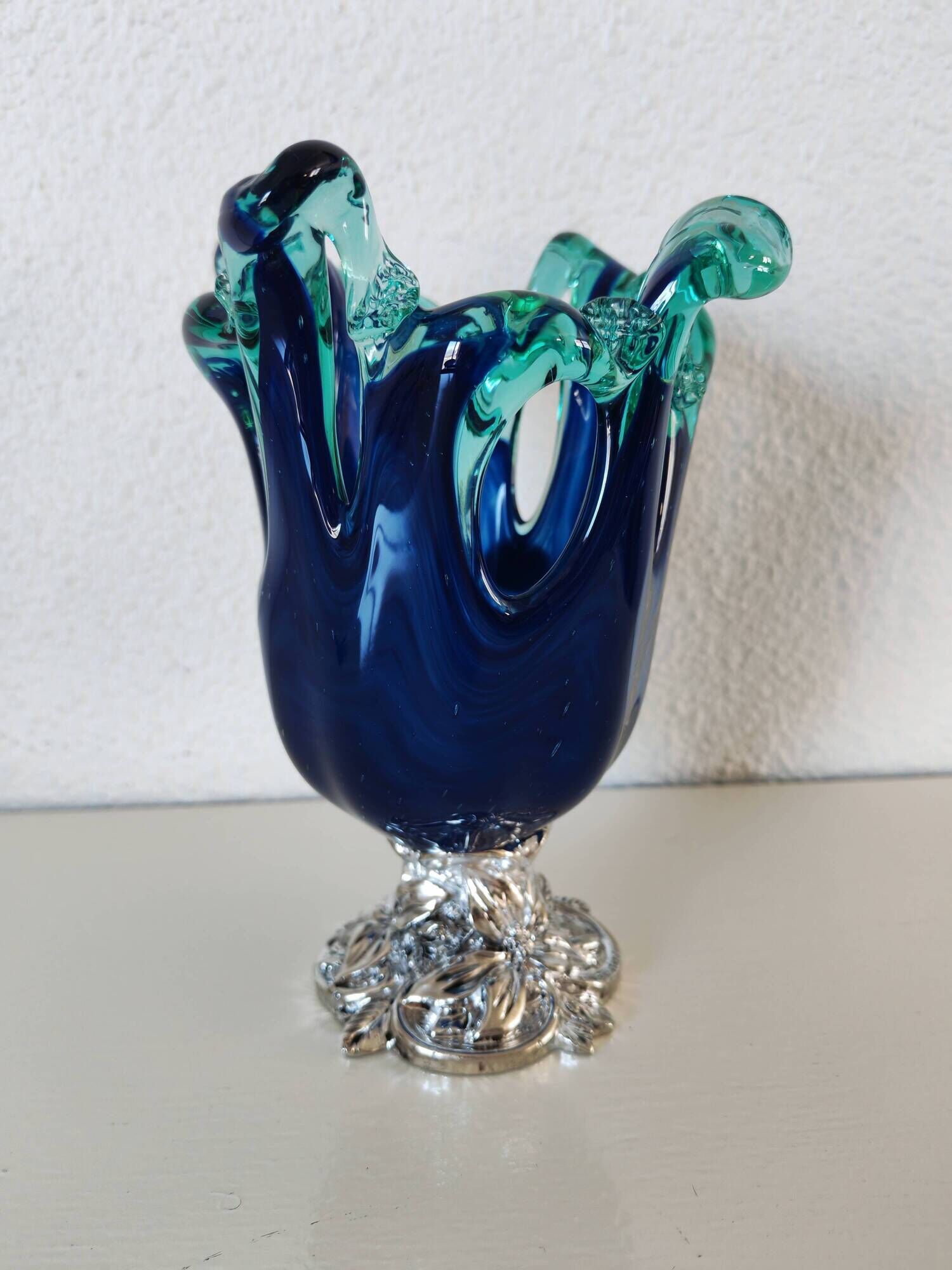 Cobalt blue & turquoise Murano vase - Italian blown glass - White Cristal