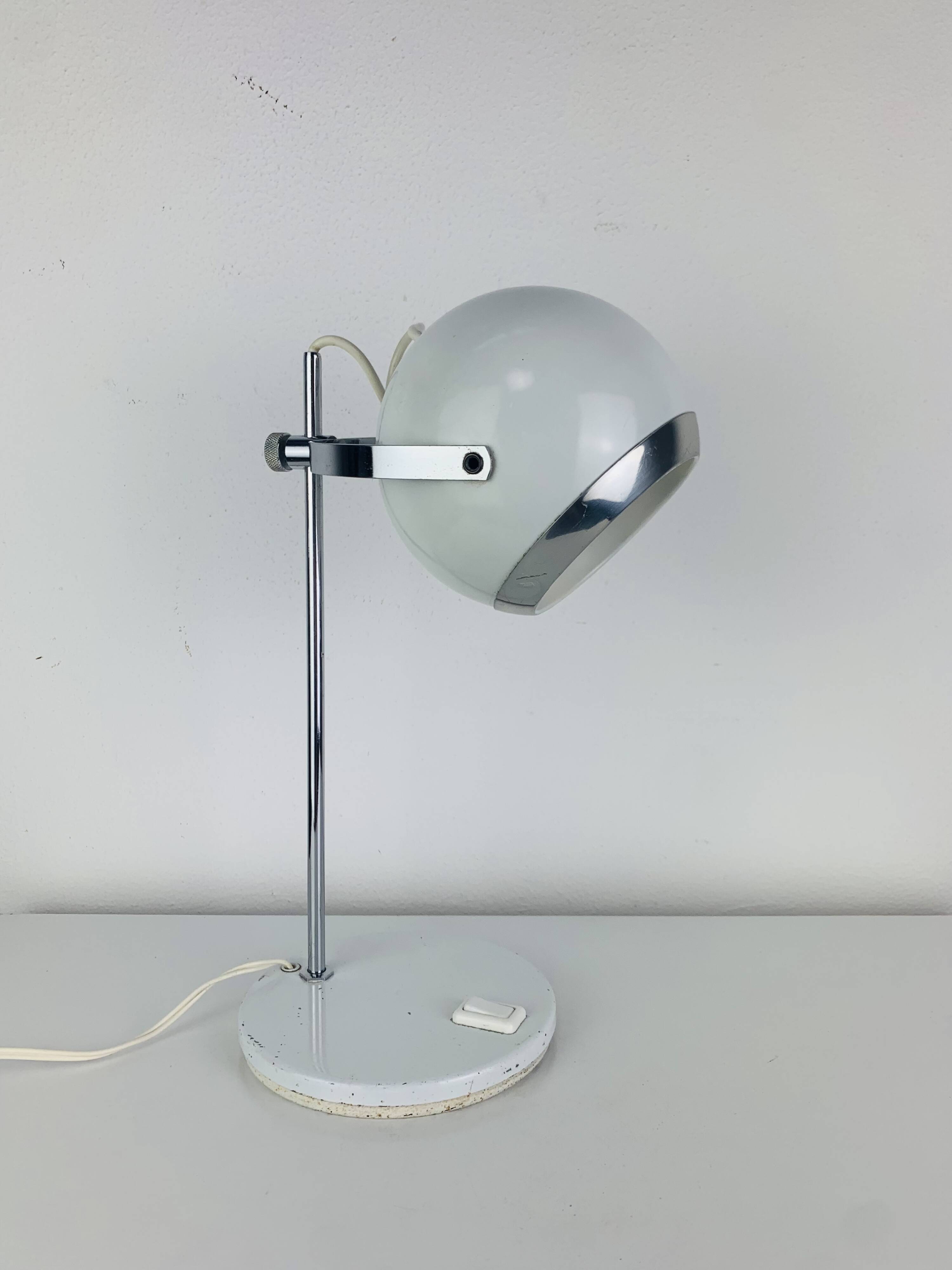 White Space Age eyeball desk lamp, 1970s
