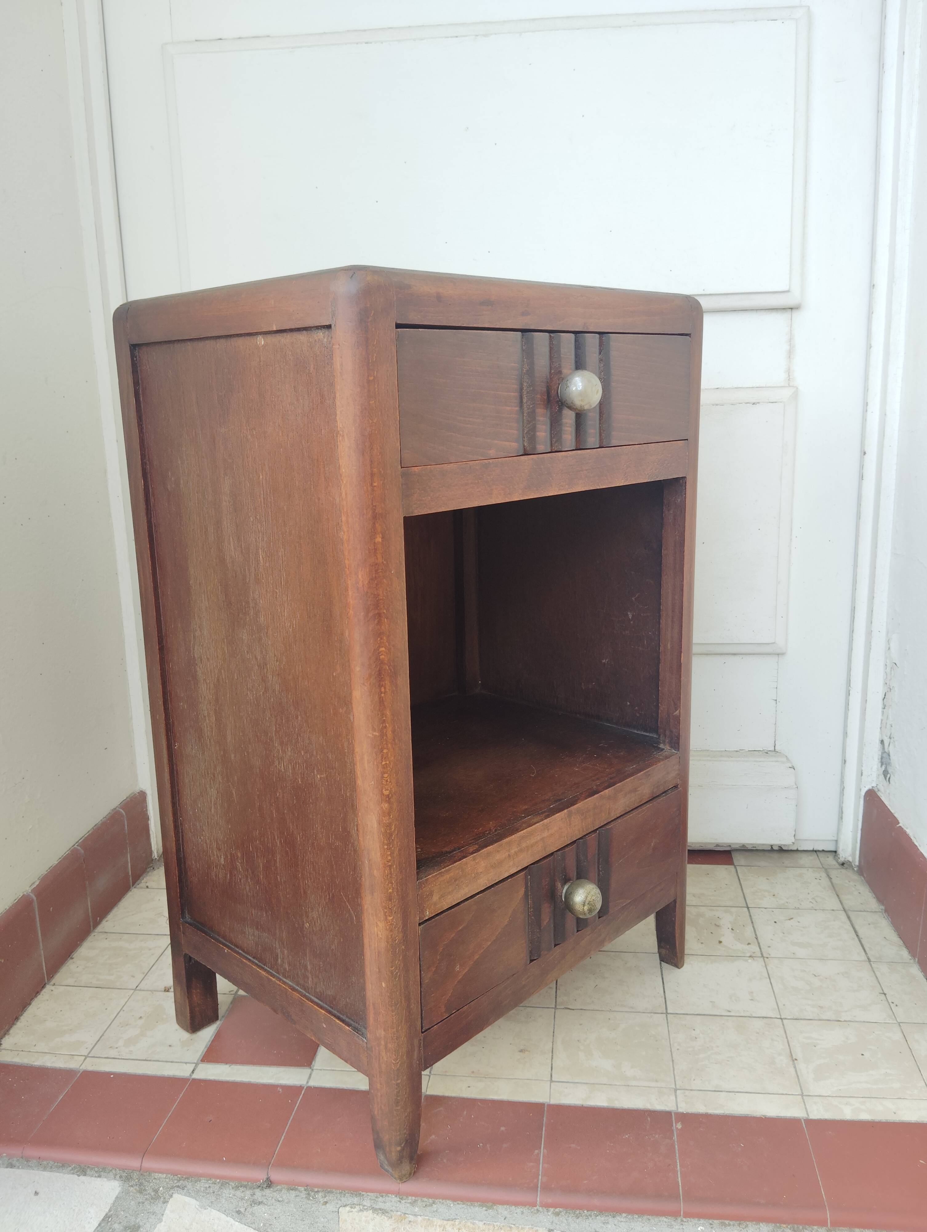 Art Deco bedside table/Mado