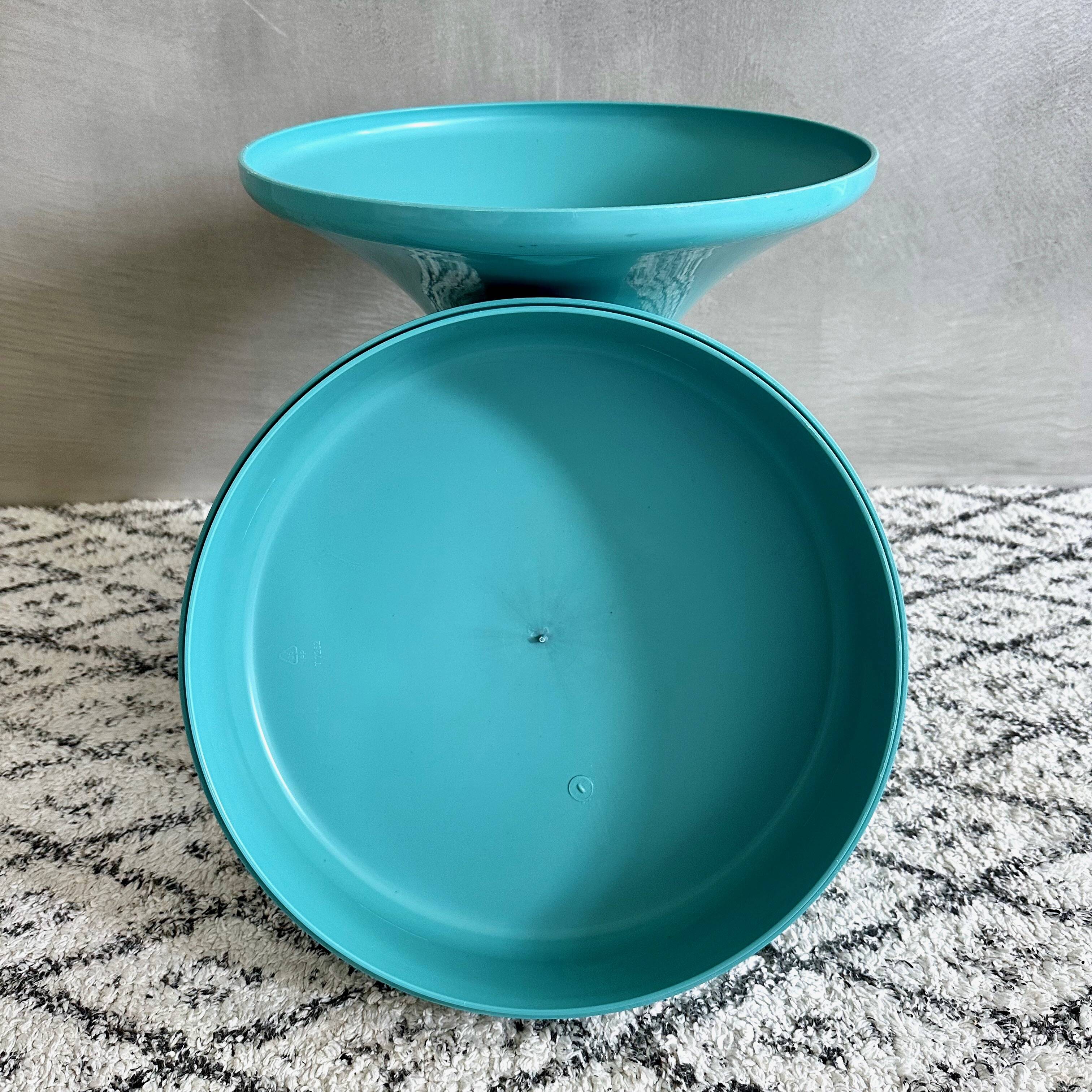 70s stool turquoise, tulip stool plastic, side table, mid-century interior