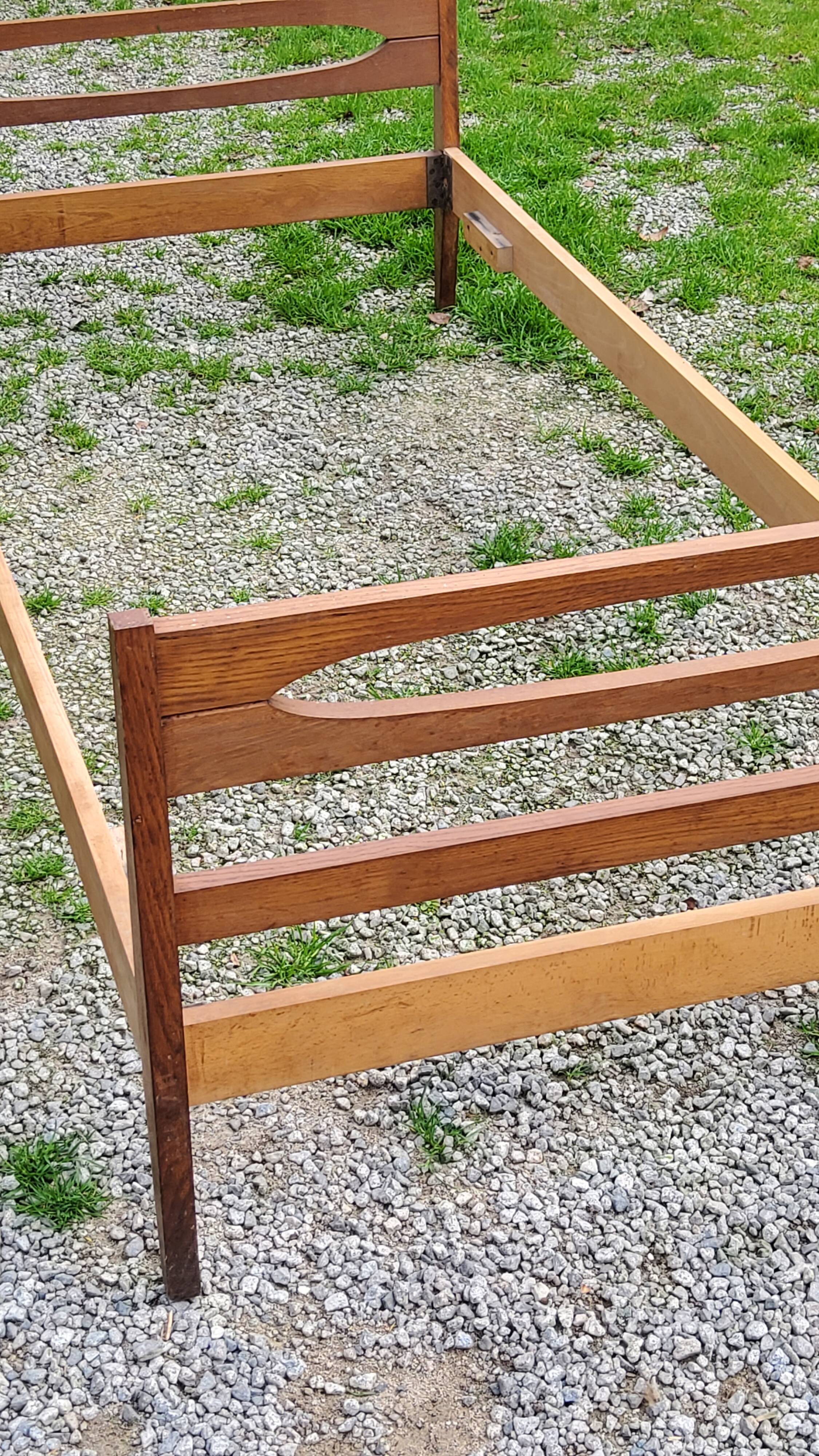 Vintage 50s oak daybed