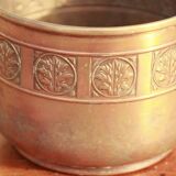 Cache pot