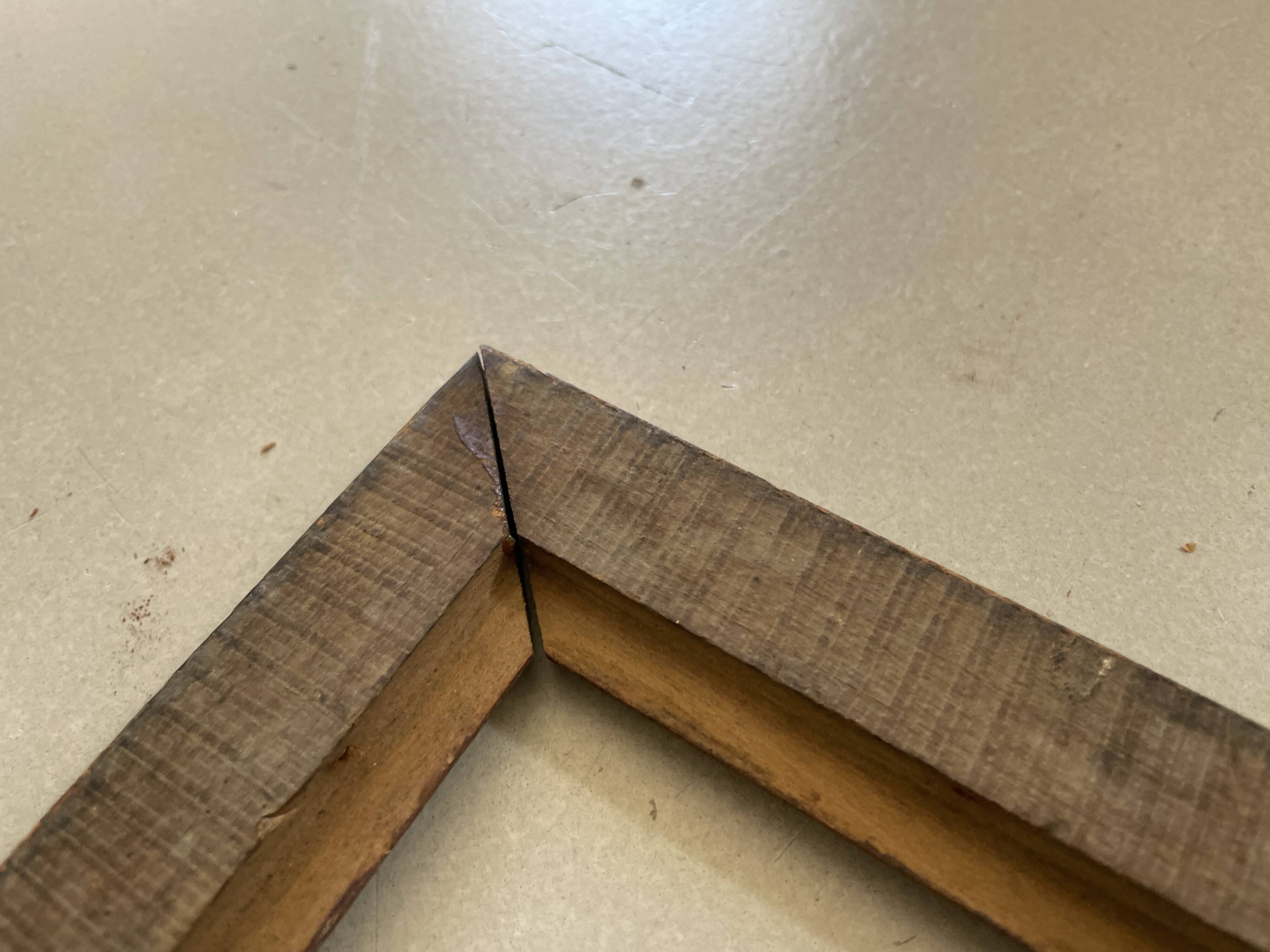 Old carved wooden frame 22x28cm